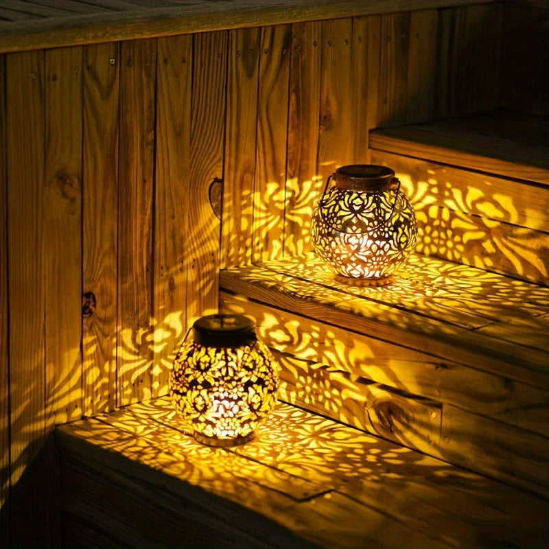Solar Metal Lantern Outdoor Garden Decor Light